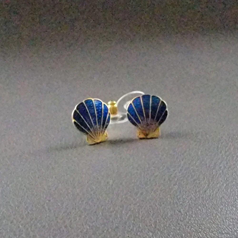 Vintage Seashell cloisonne dainty earrings